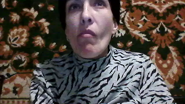 Snapshot of SunnyAmorre chatting on April 2026 06:56:01 PM SunnyAmorre online show from April 2026 06:56:01 PM