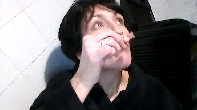 Snapshot of SunnyAmorre chatting on October 2025 09:16:02 PM SunnyAmorre online show from October 2025 09:16:02 PM