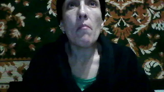 SunnyAmorre online show from April 2026 07:07:01 PM