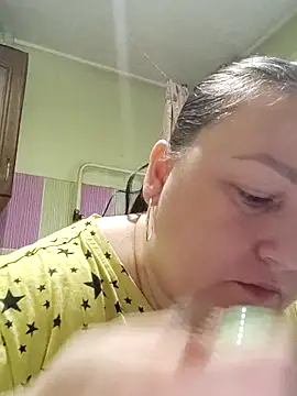 Rini333 online show from November 2025 11:21:02 AM