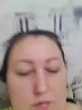 Rini333 online show from May 2026 10:10:02 AM
