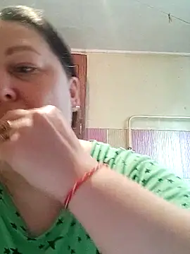 Rini333 online show from May 2026 10:12:02 AM