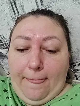 Rini333 online show from November 2025 09:35:02 AM