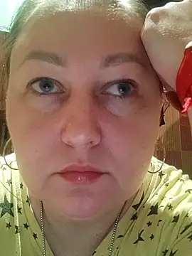 Rini333 online show from May 2026 08:38:02 PM