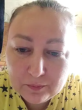 Rini333 online show from April 2026 11:44:02 AM