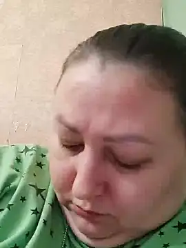 Rini333 online show from December 2025 06:18:02 PM