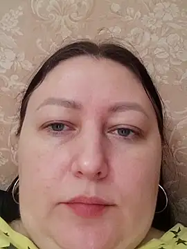 Rini333 online show from May 2026 02:45:01 PM