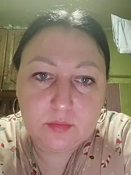 Rini333 online show from February 2026 06:37:02 PM