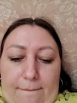 Rini333 online show from May 2026 03:21:01 PM