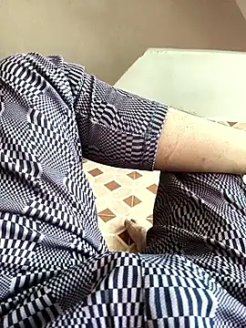 deshimund online show from October 2025 04:55:02 AM