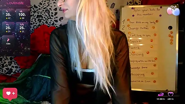 Snapshot of KittyMia chatting on February 2025 08:16:02 PM KittyMia online show from February 2025 08:16:02 PM