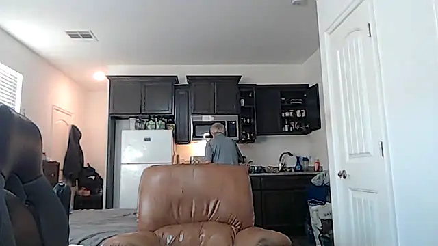 rockpoint69 online show from November 2025 10:37:01 PM