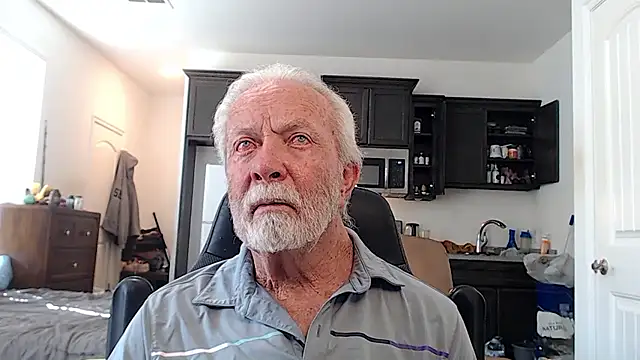 Snapshot of rockpoint69 chatting on October 2025 08:31:01 PM rockpoint69 online show from October 2025 08:31:01 PM