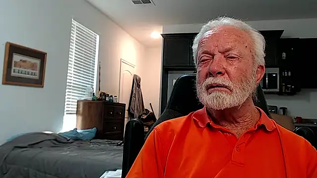 Snapshot of rockpoint69 chatting on September 2025 11:44:02 PM rockpoint69 online show from September 2025 11:44:02 PM
