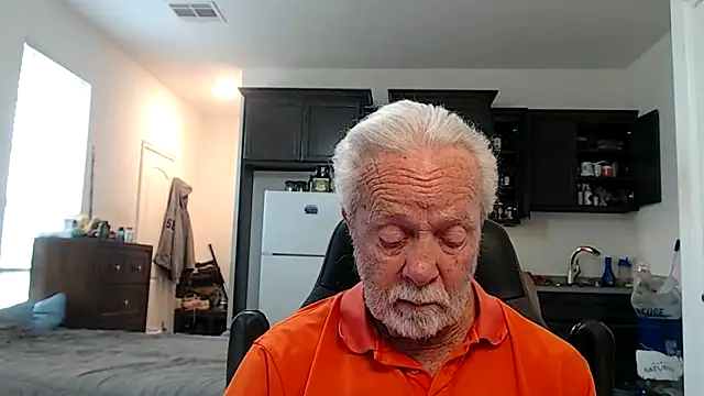 Snapshot of rockpoint69 chatting on October 2025 08:21:01 PM rockpoint69 online show from October 2025 08:21:01 PM