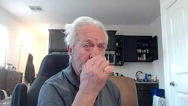 rockpoint69 online show from December 2025 02:16:02 PM