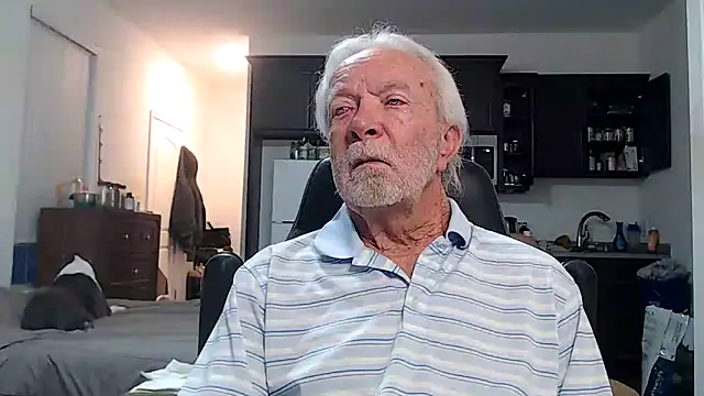 rockpoint69 online show from December 2025 01:10:02 PM