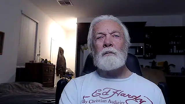 Snapshot of rockpoint69 chatting on January 2025 10:40:01 AM rockpoint69 online show from January 2025 10:40:01 AM