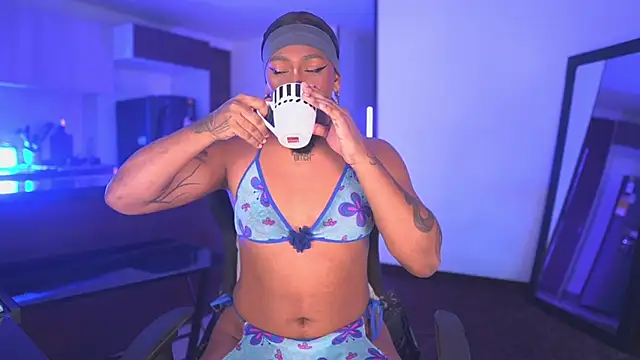 AmberRaus online show from July 2026 12:07:01 PM