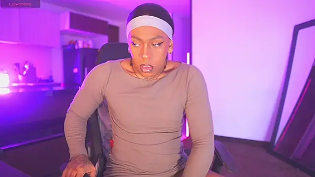 AmberRaus online show from April 2026 11:37:02 AM