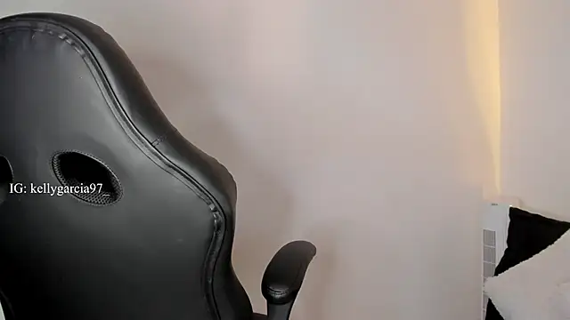 Ally Snow online show from March 2025 09:40:02 PM