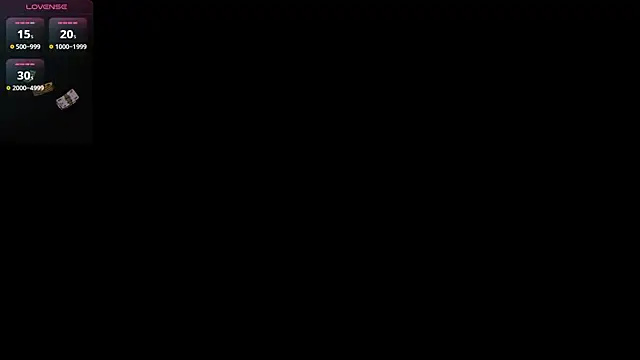Snapshot of LeahJones_ chatting on March 2025 11:04:02 PM LeahJones  online show from March 2025 11:04:02 PM