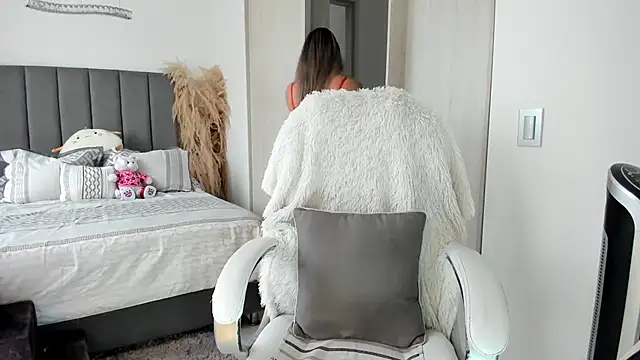 NatalieClark online show from April 2026 04:21:02 PM