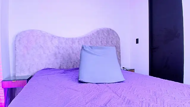 shelsyloreds online show from November 2025 11:55:01 AM