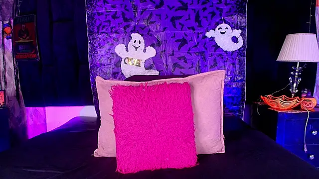 shelsyloreds online show from October 2025 12:04:02 PM