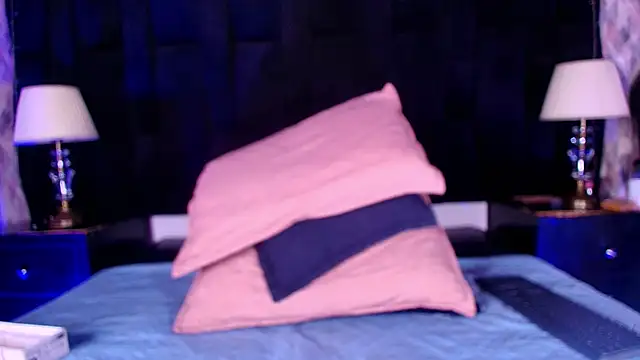 shelsyloreds online show from November 2025 11:57:01 AM