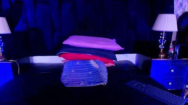 shelsyloreds online show from October 2025 11:55:02 AM