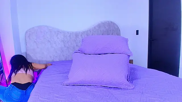 shelsyloreds online show from November 2025 12:09:01 PM