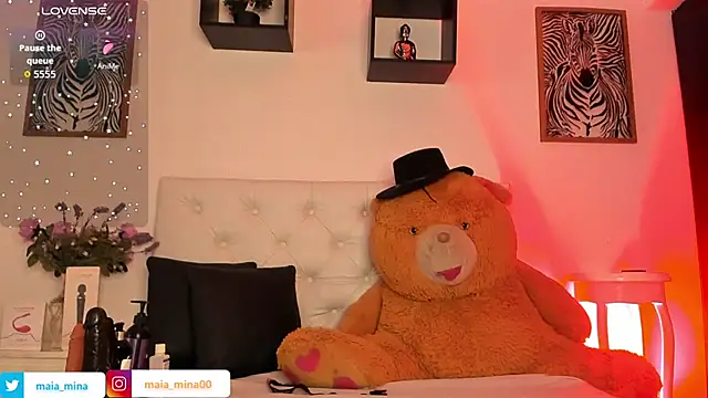 Sharon smiith online show from October 2025 01:09:01 AM