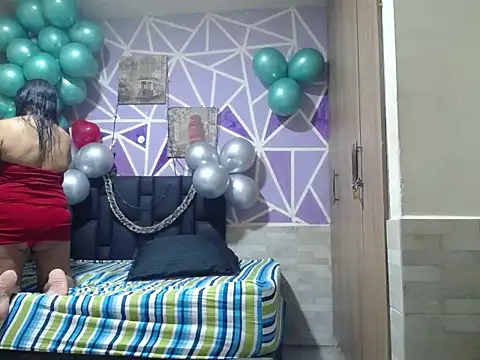 sofia millerx online show from February 2026 09:15:01 PM