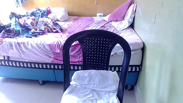 yulieth bbw online show from November 2025 06:23:02 PM