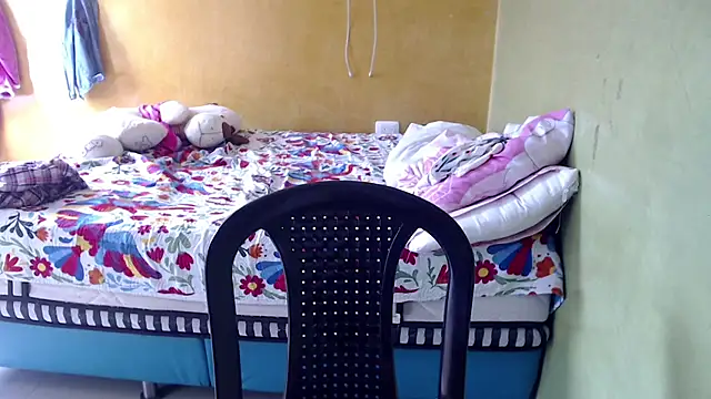 yulieth bbw online show from November 2025 01:22:01 PM