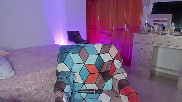 Snapshot of emma_rules99 chatting on September 2025 05:37:01 PM emma rules99 online show from September 2025 05:37:01 PM