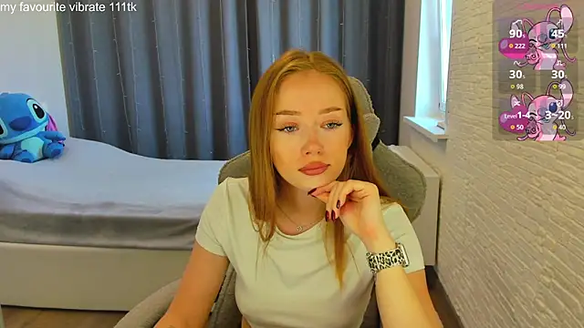 Hot Mia  online show from May 2026 09:17:02 AM