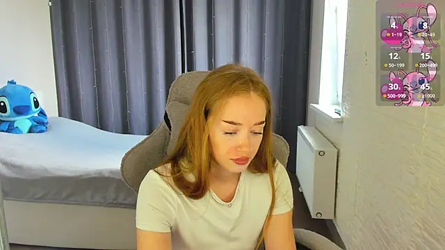 Hot Mia  online show from June 2026 09:20:01 AM