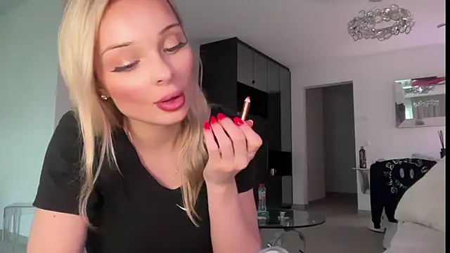 HannaXLove online show from October 2025 03:13:02 PM