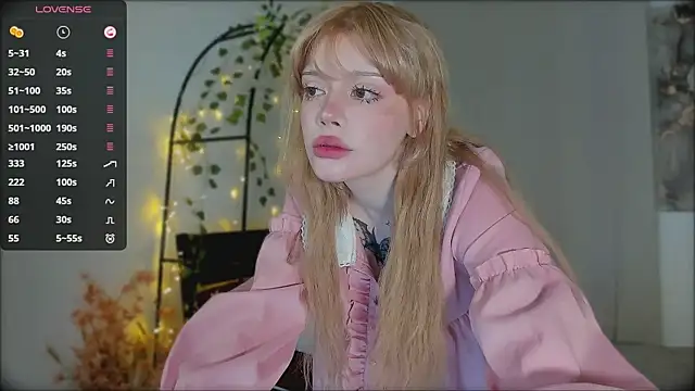 boobsybootie online show from April 2026 09:21:02 PM