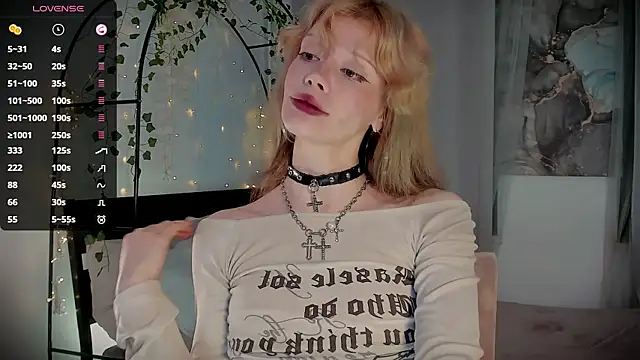 boobsybootie online show from June 2026 09:14:02 PM