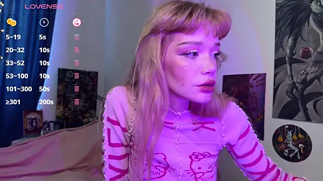 boobsybootie online show from March 2025 02:21:02 PM
