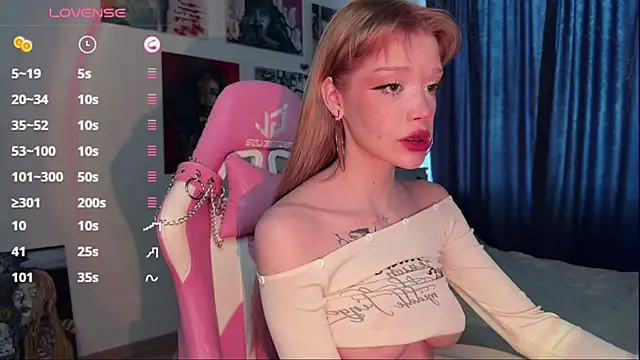 boobsybootie online show from March 2025 03:27:01 PM