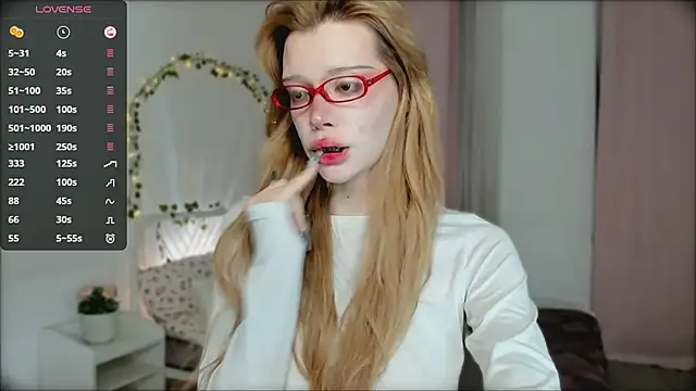 boobsybootie online show from March 2026 09:30:01 PM