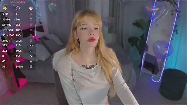 boobsybootie online show from February 2026 07:56:01 PM