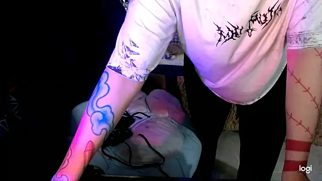 JINX 26 online show from November 2025 02:56:02 AM