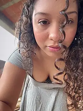 Shara dreams online show from February 2026 05:03:01 PM