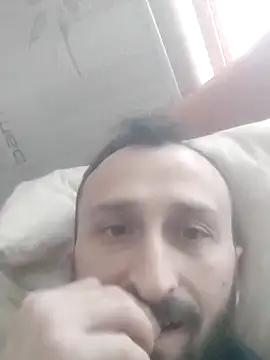 Snapshot of Yaramaz331 chatting on March 2025 02:44:02 PM Yaramaz331 online show from March 2025 02:44:02 PM