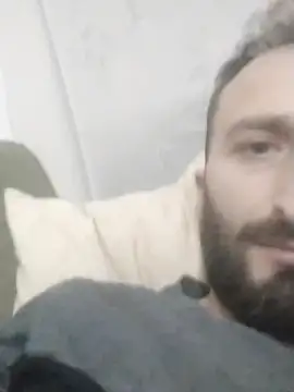 Snapshot of Yaramaz331 chatting on March 2025 04:42:02 PM Yaramaz331 online show from March 2025 04:42:02 PM